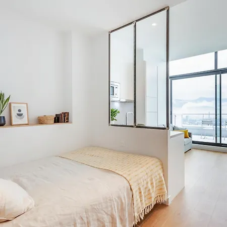 The Babel Community - Bastille Aparthotel