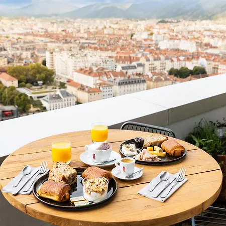 The Babel Community - Bastille 4* Grenoble