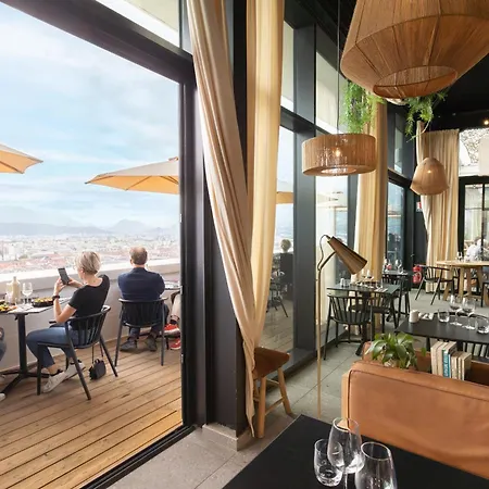 The Babel Community - Bastille Aparthotel